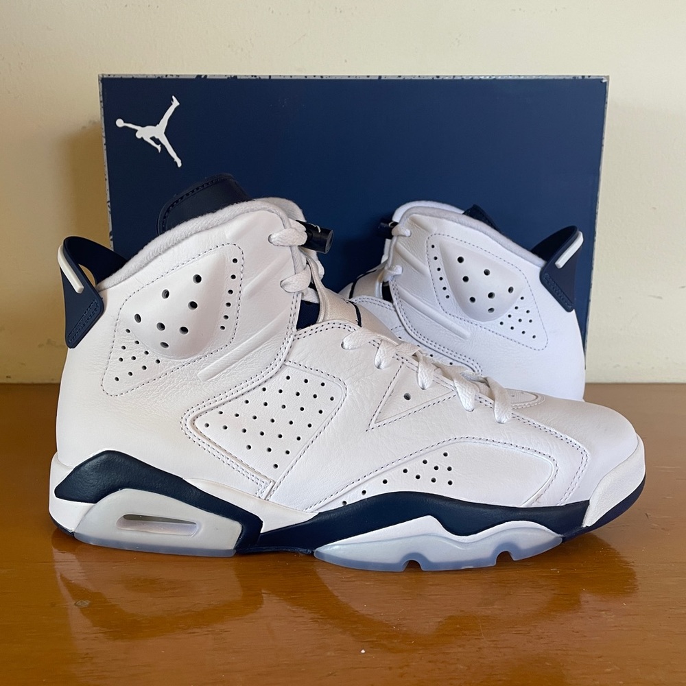 SOLD ✅✅ - Jordan 6 Retro Midnight Navy - Size 10.5 BRAND NEW DEADSTOCK WITH BOX